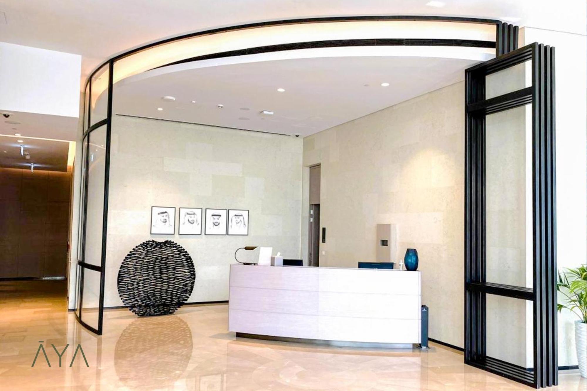 Jumeirah Gate Tower 1 - Stylish Apartment With Pool & City Views Дубай Екстериор снимка